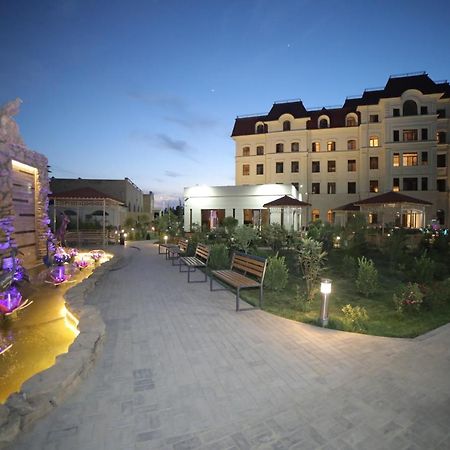 Termez Palace Hotel & Spa Buitenkant foto