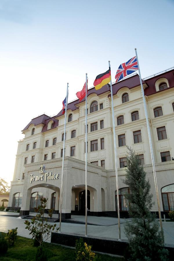 Termez Palace Hotel & Spa Buitenkant foto